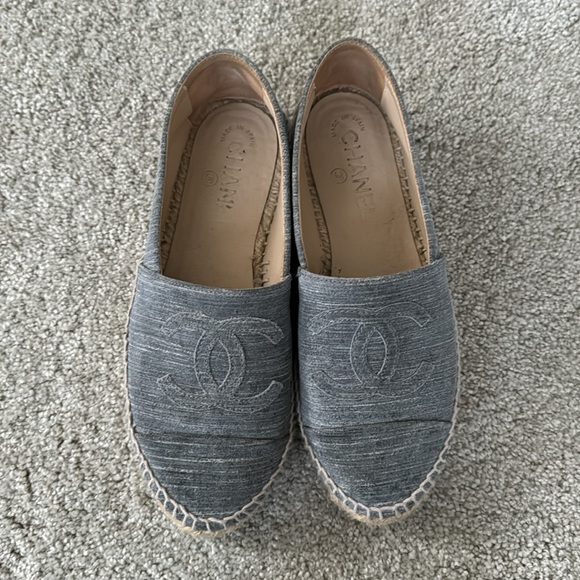 CHANEL Grey Suede CC Platfom Jute Espadrilles 36 - Picture 4 of 11